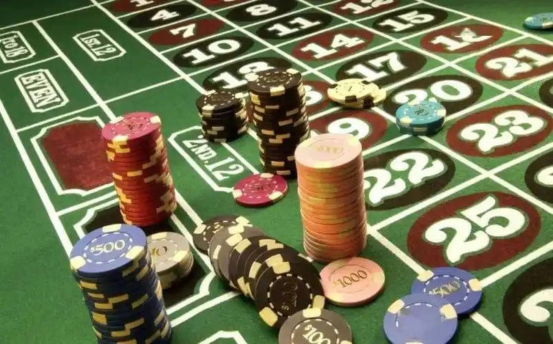 Dashboard akun menampilkan saldo cashback mingguan dan status loyalitas
